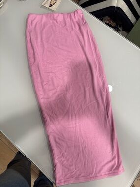 naked wardrobe Pink Midi Pencil Skirt
